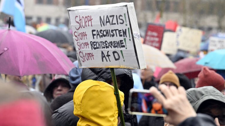 Comeback Der Hexenjagd Schon Lange Vor Den Protesten Gegen Rechts