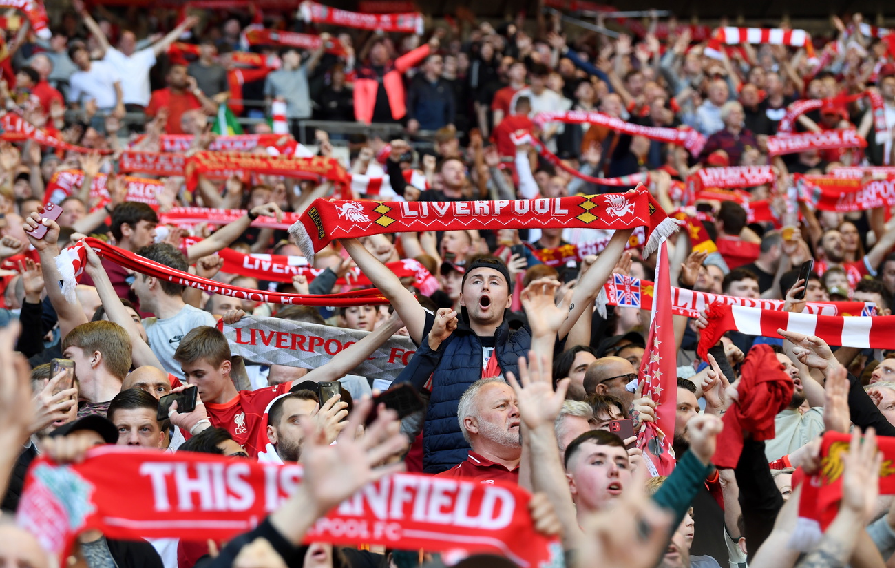 Songs für die Ewigkeit: Wie der Knaller «You’ll Never Walk Alone» aus dem Musical-Feld nach Interpretationen von Elvis und Sinatra in die Fussballstadien kam