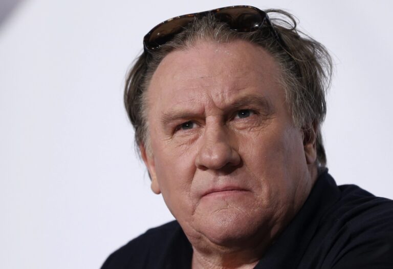 epa04761806 French actor Gerard Depardieu attends the press conference for 'Valley of Love' during the 68th annual Cannes Film Festival, in Cannes, France, 22 May 2015. The movie is presented in the Official Competition of the festival which runs from 13 to 24 May. EPA/GUILLAUME HORCAJUELO
