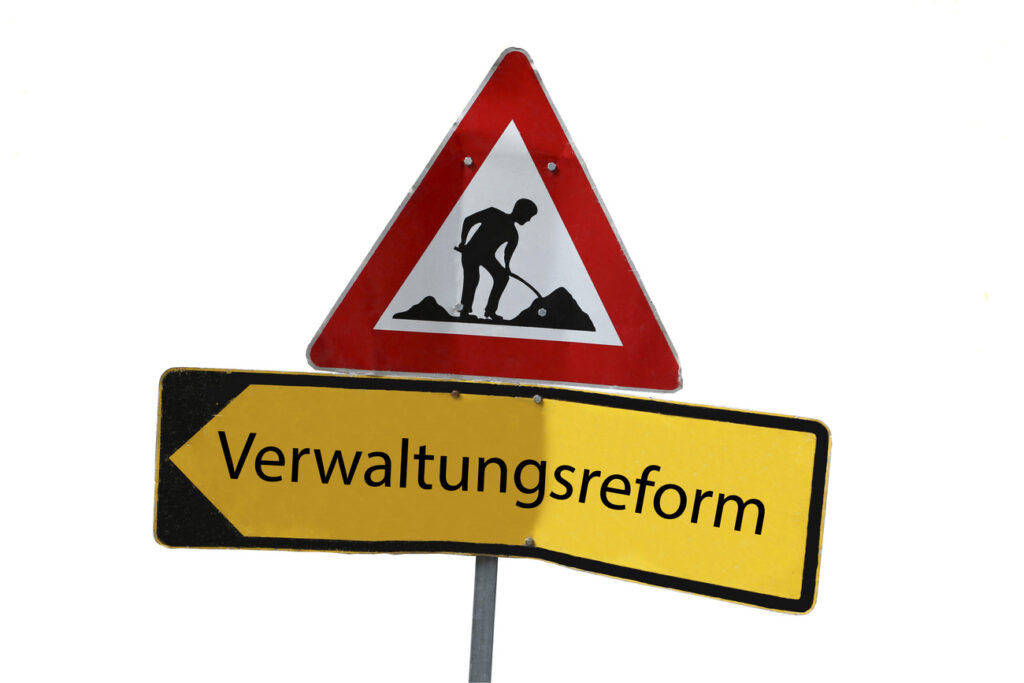 Baustelle Verwaltungsreform, Symbolbild - Baustelle Verwaltungsreform, Symbolbild (KEYSTONE/CHROMORANGE/Ernst Weingartner)