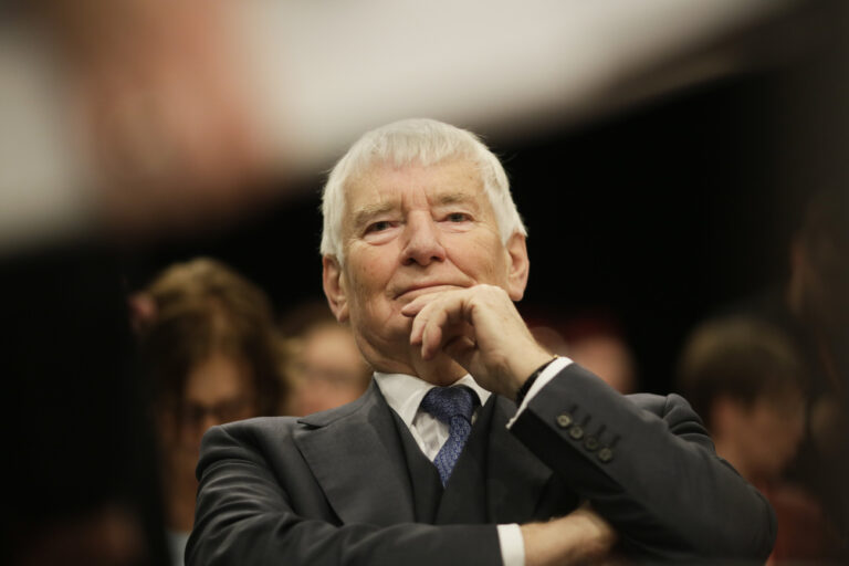 Social Democratic former German Interior Minister Otto Schily attends the Social Democratic Party convention in Berlin, Thursday, Dec. 10, 2015. (AP Photo/Markus Schreiber)