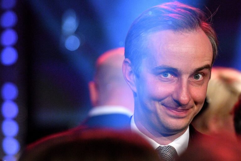epa06667591 German satirist and television presenter Jan Boehmermann attends the 54th Grimme Award ceremony in Marl, Germany, 13 April 2018. The prize is a German television award given in different categories. EPA/SASCHA STEINBACH
