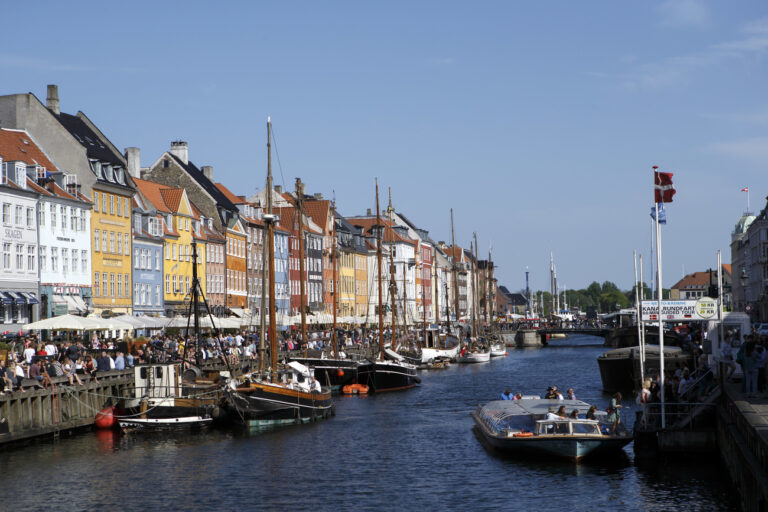 A view of the old harbour Nyhavn, in Copenhagen, Denmark, Thursday, May 10, 2018. (KEYSTONE/Salvatore Di Nolfi)
