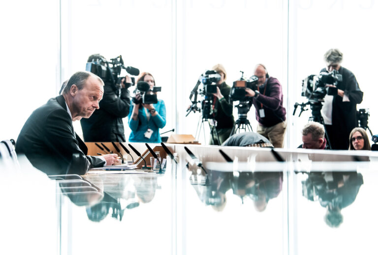 31.10.2018, Berlin: Friedrich Merz (CDU) äußert sich bei einer Pressekonferenz zu seiner Kandidatur für das Amt des Parteivorsitzenden der CDU. Foto: Bernd von Jutrczenka/dpa +++ dpa-Bildfunk +++ (KEYSTONE/DPA/Bernd von Jutrczenka)