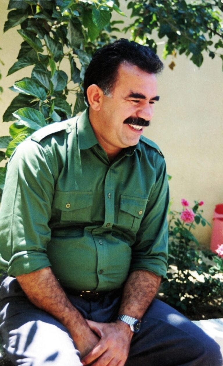 Ende eines Konflikts? Öcalan verfügt Auflösung der PKK. Ein Schritt zur Befriedung