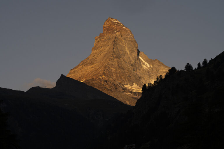 Das Matterhorn, fotografiert am Montag, 25. Juli 2022 in Zermatt. (KEYSTONE/Christian Beutler)