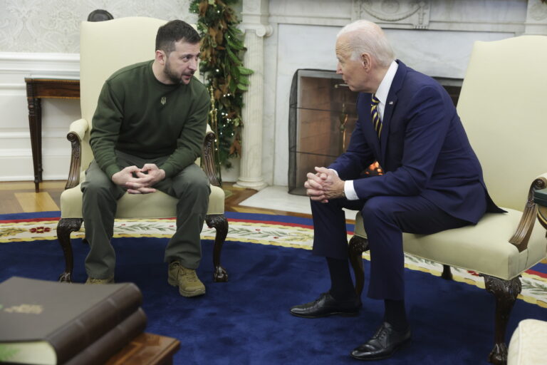 epa10375915 US President Joe Biden (R) holds a bilateral meeting with Ukrainian President Volodymyr Zelensky (L) in the Oval Office at the White House, in Washington DC, USA, 21 December 2022 in Washington. Zelensky is on his first known foreign trip since Russia invaded Ukraine more than 300 days ago, travelling to the US on a high-stakes visit to secure support for his war effort. EPA/Oliver Contreras /POOL