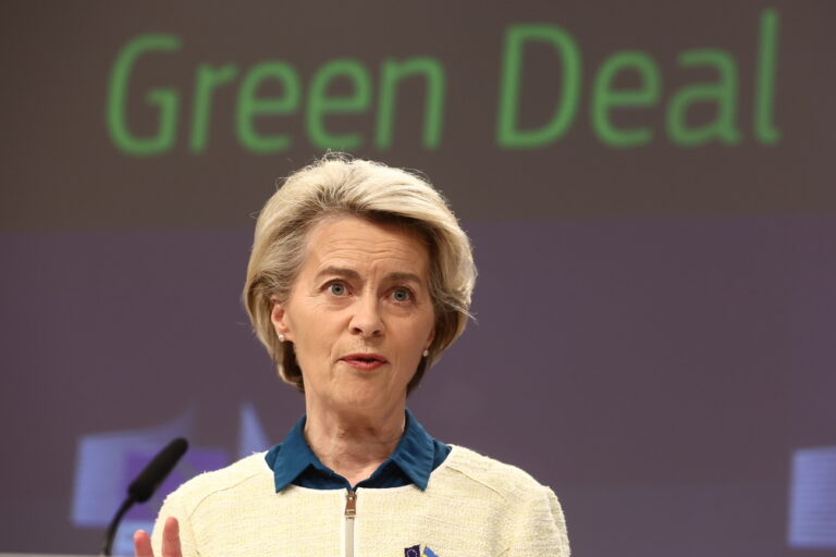 epa10442399 European Commission President Ursula von der Leyen gives a press conference on the Green Deal Industrial Plan at the European Commission in Brussels, Belgium, 01 February 2023. EPA/STEPHANIE LECOCQ