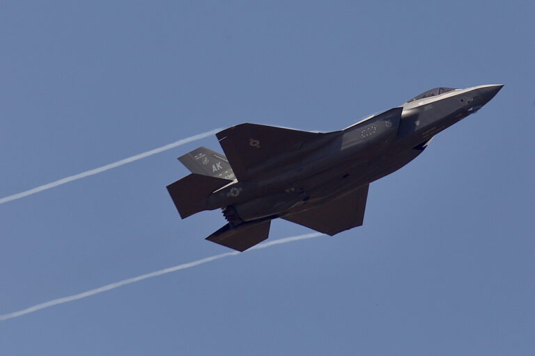 epa10466594 An U.S. Air Force Lockheed Martin F-35A fifth-generation supersonic multirole fighter jet performs during Day 2 of the 'Aero India 2023' aviation show at the Yelahanka Air Force Base in Bangalore, India, 13 February 2023. More than 800 international defense and aerospace companies participate in Asia's largest aviation show 'Aero India' which showcases warfare equipment including new fighter planes, next-generation submarines, warships, helicopters, missiles, howitzers, air defense systems, assault weapons and all kind of military gear from 13 to 17 February 2023. EPA/JAGADEESH NV