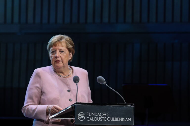 epa10756280 Gulbenkian Prize for Humanity jury president Angela Merkel delivers her speech during Gulbenkian Prize for Humanity awards ceremony in Lisbon, Portugal, 19 July 2023. The Prize recognises outstanding contributions to climate action and climate solutions EPA/TIAGO PETINGA