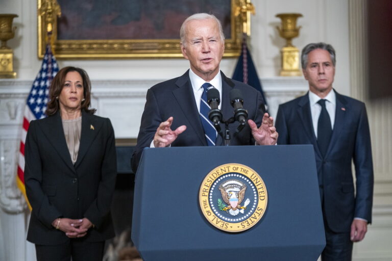 epa10911950 US President Joe Biden (C), with Vice President Kamala Harris (L) and Secretary of State Antony Blinken (R), delivers remarks on the Hamas attacks in Israel from the State Dining Room of the White House in Washington, DC, USA, 10 October 2023. Hundreds of Israelis and Palestinians have died since the militant group Hamas launched an unprecedented attack on Israel from the Gaza Strip on 07 October 2023, leading to Israeli retaliation strikes on the Palestinian enclave. EPA/SHAWN THEW