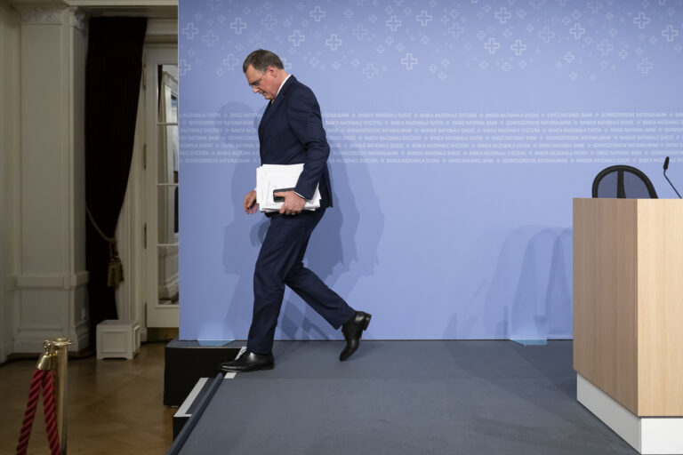 Swiss National Bank's (SNB) Chairman of the Governing Board Thomas Jordan leaves the end-of-year press conference of Swiss National Bank (SNB BNS), in Bern, Switzerland, Thursday, December 14, 2023. (KEYSTONE/Anthony Anex)