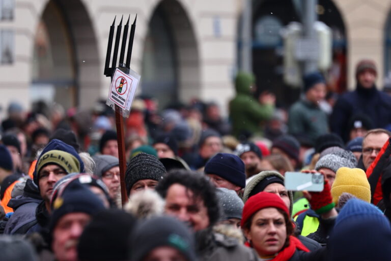 epa11064299 German farmers demonstrate at the Odeonsplatz square during a nationwide farmers' strike, in Munich, Germany, 08 January 2024. Farmers went on strike nationwide in Germany, in protest against the federal government's agricultural policy. EPA/ANNA SZILAGYI