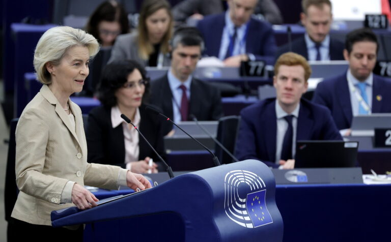 epa11084479 European Commission President Ursula von der Leyen speaks during a debate on the 'Situation in Hungary and frozen EU funds' at the European Parliament in Strasbourg, France, 17 January 2024. The EU Parliament's session runs from 15 till 18 January 2024. EPA/RONALD WITTEK