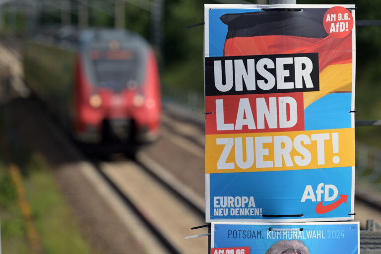 10.06.2024, Brandenburg, Potsdam: Ein Wahlplakat der AfD mit der Aufschrift 