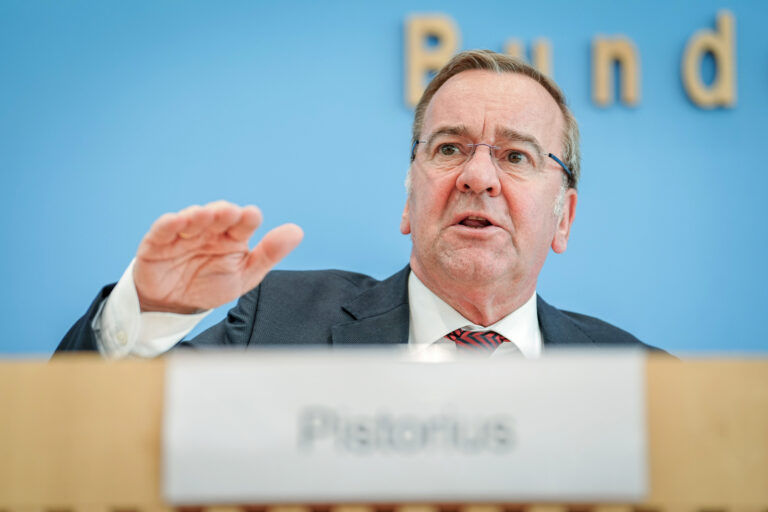 12.06.2024, Berlin: Boris Pistorius (SPD), Bundesminister der Verteidigung, stellt auf einer Pressekonferenz Pläne für eine neue Form des Wehrdienstes vor. Foto: Kay Nietfeld/dpa +++ dpa-Bildfunk +++ (KEYSTONE/DPA/Kay Nietfeld)