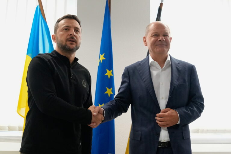 epa11589210 German Chancellor Olaf Scholz (R) meets Ukraine's President Volodymyr Zelensky for a bilateral talk at Frankfurt Airport, in Frankfurt am Main, Germany, 06 September 2024. Zelensky met with the German chancellor after attending the seventh meeting of the Ukraine Defense Contact Group (UDCG) at the US Air Base in Ramstein, Germany. EPA/JENS KRICK / POOL