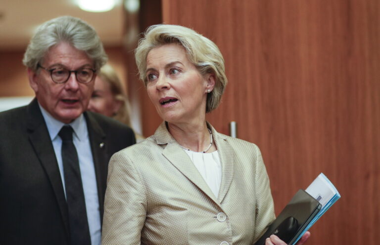 epa11607584 (FILE) - European Commission President Ursula von der Leyen and European Commissioner in charge of internal market Thierry Breton at the start of the European Commission weekly college meeting in Brussels, Belgium, 28 September 2022 (reissued 16 September 2024). Breton on 16 September 2024 resigned from his positon as European Commissioner due to a dispute with the European Union commission's chief, Ursula von der Leyen, who he said asked France to withdraw his candidacy for the next executive. EPA/OLIVIER HOSLET