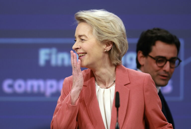 epa11860317 European Commission President Ursula von der Leyen (L) reacts next to Executive Vice-President for Prosperity and Industrial Strategy Stephane Sejourne during a press conference on the European Competitiveness Compass in Brussels, Belgium, 29 January 2025. EPA/OLIVIER HOSLET