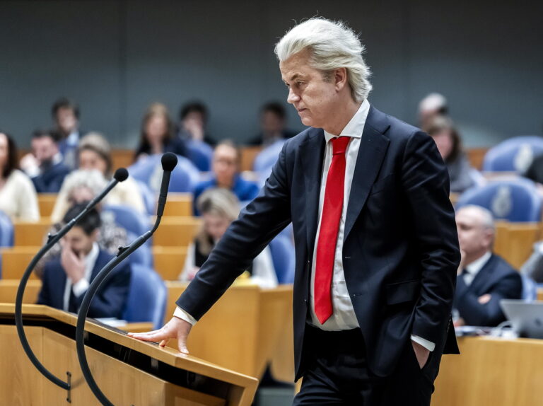 epa11905487 Geert Wilders of PVV speaks during the debate in the House of Representatives on European participation in negotiations to end the war in Ukraine in the Hague, the netherlands, 18 February 2025. EPA/REMKO DE WAAL