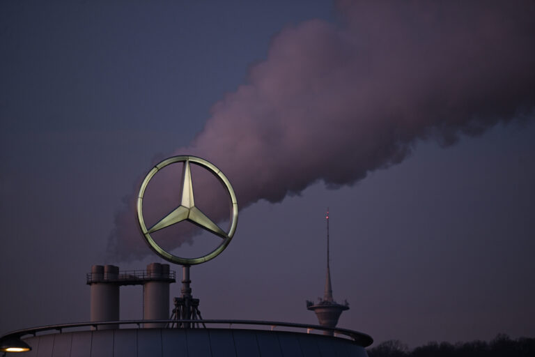 «Weniger als von Fachleuten erwartet»: Mercedes-Benz verzeichnet 2024 deutlichen Gewinneinbruch