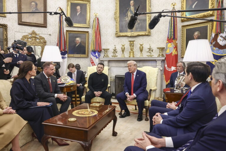 epa11930655 US President Donald Trump (3-R) meets with Ukrainian President Volodymyr Zelensky (4-L) in the Oval Office of the White House in Washington, DC, USA, 28 February 2025. Zelensky is in Washington to sign the framework of a deal, pushed by President Trump, to share Ukraines's mineral wealth with the US. EPA/JIM LO SCALZO / POOL