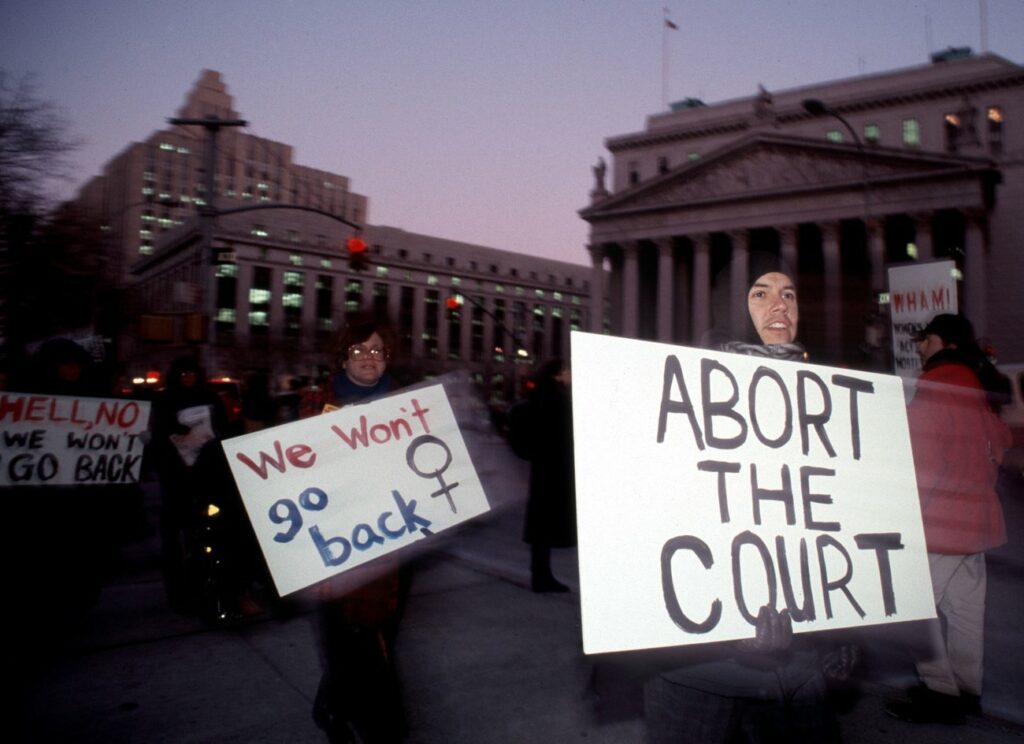 Lebensschützer im Aufwind? Der US Supreme Court revidiert seine liberale Praxis, Ungeborene landesweit abtreiben zu können