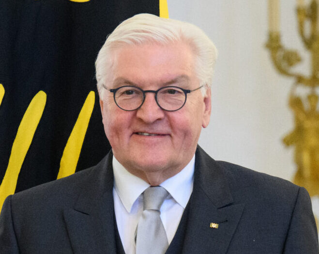 20.03.2024, Berlin: Pascual Ignacio Navarro Rios, Botschafter von Spanien in Deutschland, wird von Bundespräsident Frank-Walter Steinmeier im Schloss Bellevue akkreditiert. Botschafter, die als Vertreter ihrer Staaten in die Bundesrepublik Deutschland entsandt werden, müssen sich zur Ausübung ihrer Funktion beim Bundespräsidenten akkreditieren. Foto: Bernd von Jutrczenka/dpa +++ dpa-Bildfunk +++ (KEYSTONE/DPA/Bernd von Jutrczenka)