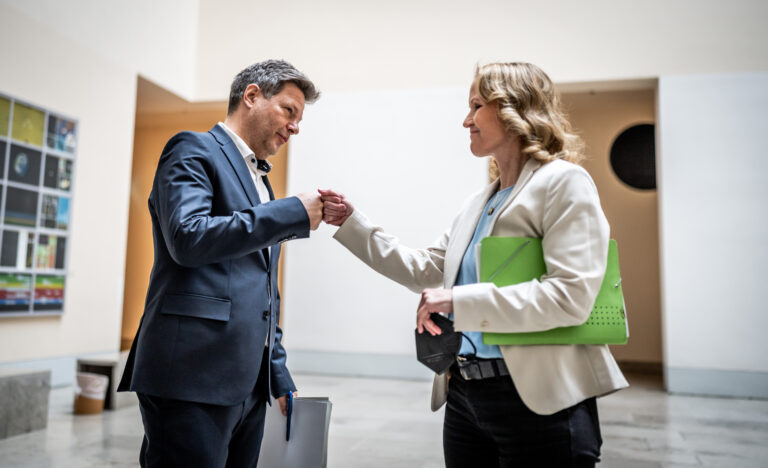 Robert Habeck (Bündnis 90/Die Grünen), Federal Minister for Economic Affairs and Climate Protection, says goodbye to Steffi Lemke (Bündnis 90/Die Grünen), Federal Minister for the Environment, Nature Conservation, Nuclear Safety and Consumer Protection, following a press conference on the nature-compatible expansion of wind energy. Both ministries have agreed on key points of an environmentally compatible expansion of onshore wind energy.