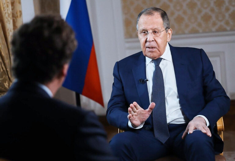 8822966 06.12.2024 In this handout photo released by the Russian Foreign Ministry, Russian Foreign Minister Sergey Lavrov speaks during an interview with US journalist Tucker Carlson in Moscow, Russia. Editorial use only, no archive, no commercial use Russian Foreign Ministry (KEYSTONE/SPUTNIK/)