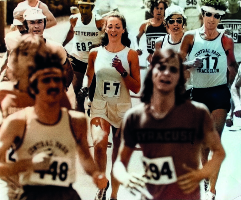 ASHLAND, MA - APRIL 15: Kathy Switzer, of New York, makes her way through Ashland, Mass. while running in the Boston Marathon on April 15, 1974. (Photo by Frank O'Brien/The Boston Globe via Getty Images)
